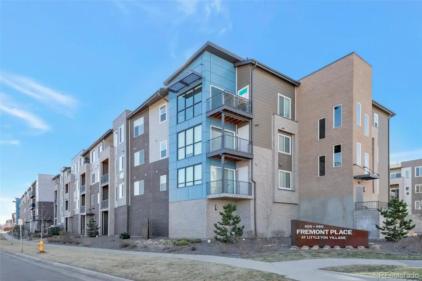 Listing Photo 1 - Condo for sale in 400 E Fremont Pl located at 400 E Fremont Pl, Littleton, CO 80122 - Unit #207