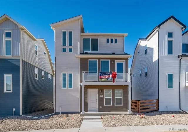 Photo 3 of Sale Pending at 46553 Avery Ln, Bennett, CO 80102 | MLS# 2341673 | Listing updated on 2026-05-21