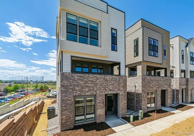 1st image of 11493 E Briarwood Cir, Englewood, CO 80112 | MLS# 4942009