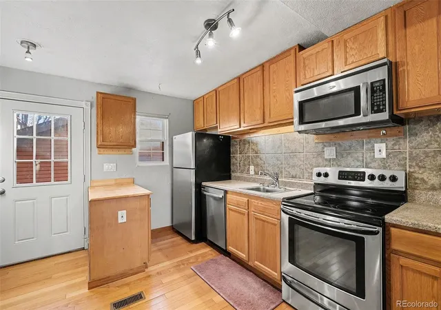 Photo 4 of Condo for sale at 718 Julian Cir, Lafayette, CO 80026 | MLS# 5743746 | Listing updated on 2026-10-05