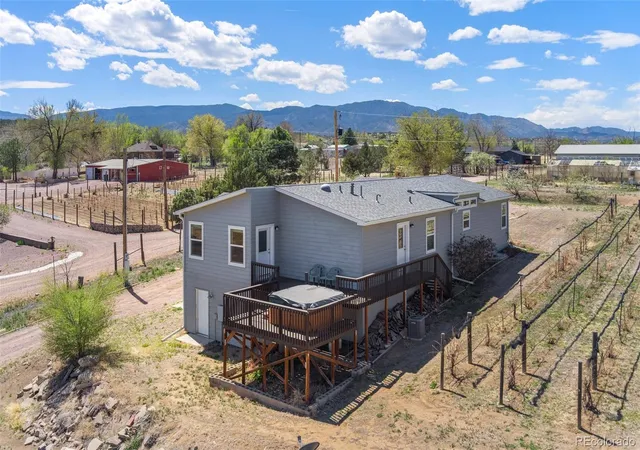 3rd image of 1704 Willow St, Canon City, CO 81212 | MLS# 5036889