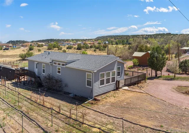 5th image of 1704 Willow St, Canon City, CO 81212 | MLS# 5036889