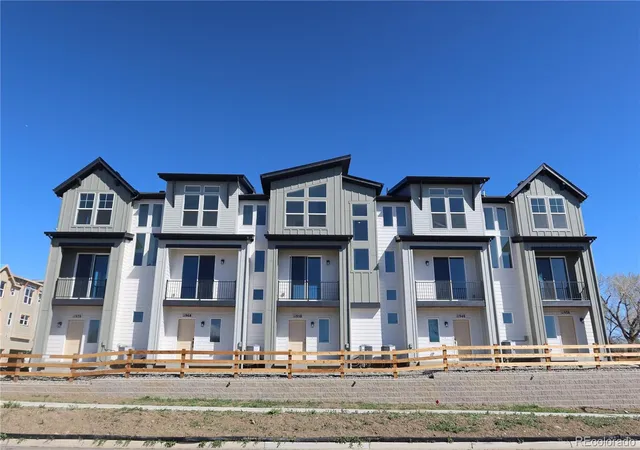 1st image of 11958 W 57th Pl, Arvada, CO 80002 | MLS# 7505562