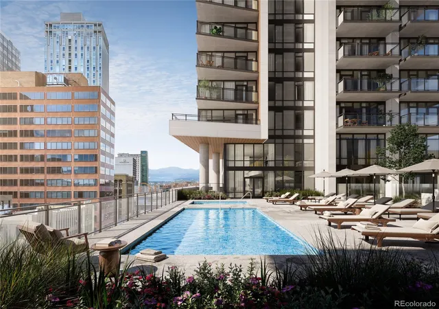 2nd image of 525 18Th St #1702, Denver, CO 80202 | MLS# 9371187