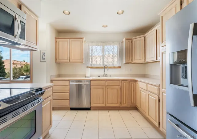 Photo 4 of Townhouse for sale at 214 Luxury Ln, Colorado Springs, CO 80921 | MLS# 5003509 | Listing updated on 2026-08-31