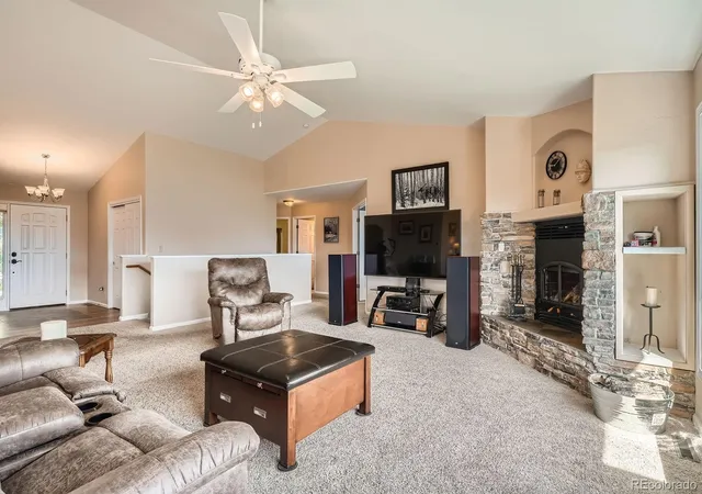 Photo 4 of Single family home for sale at 557 Highpoint Cir, Black Hawk, CO 80422 | MLS# 2716193 | Listing updated on 2026-04-24