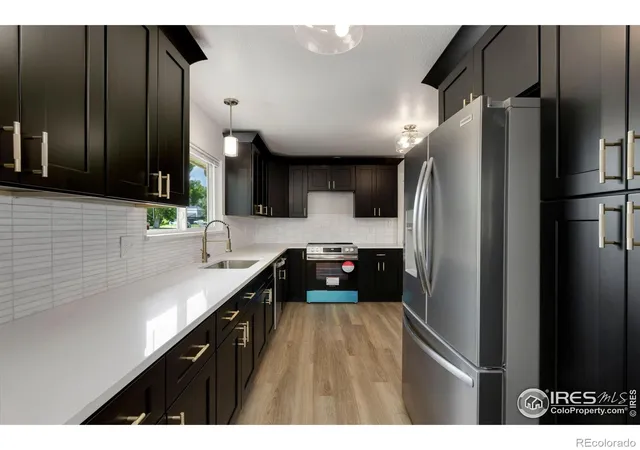 3rd image of 812 Rocky Rd, Fort Collins, CO 80521 | MLS# IR1036607