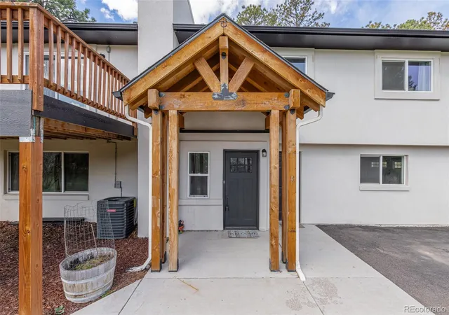 Photo 4 of Single family home for sale at 721 Forest View Rd, Monument, CO 80132 | MLS# 1781720 | Listing updated on 2026-01-28
