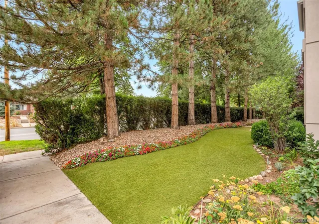 Photo 3 of Townhouse for sale at 560 Josephine St, Denver, CO 80206 | MLS# 6703494 | Listing updated on 2026-08-11
