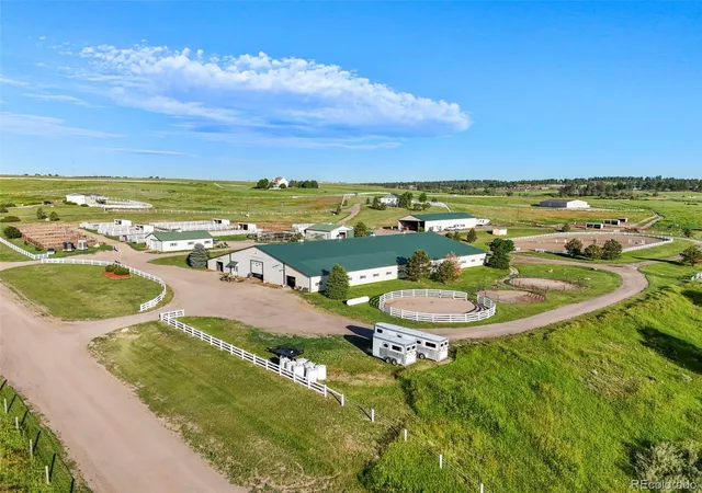 Photo 2 of Single family home for sale at 39681 Swift Crk Cir, Elizabeth, CO 80107 | MLS# 4394437 | Listing updated on 2026-09-17