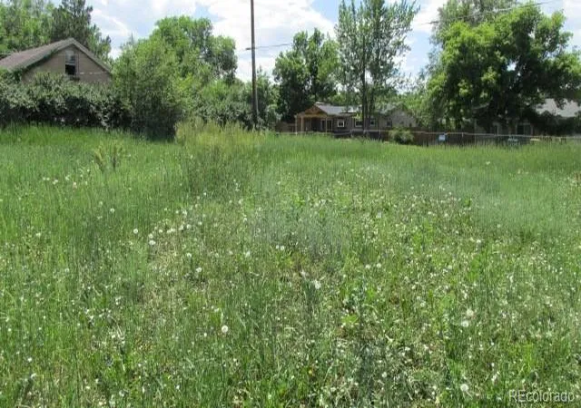 4th image of 880 Vivian St, Lakewood, CO 80401 | MLS# 3748858