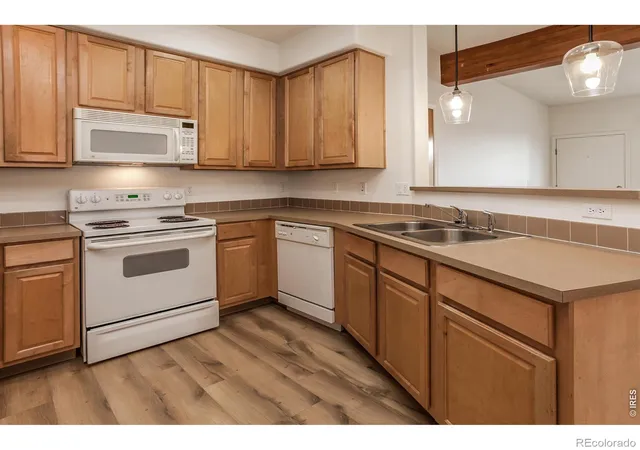 2nd image of 5220 Boardwalk Dr #I-21, Fort Collins, CO 80525 | MLS# IR1038086