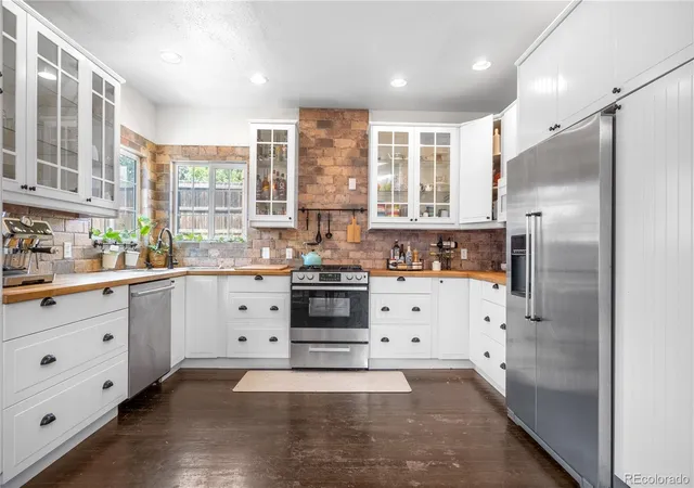 Photo 2 of Single family home for sale at 13349 Albion Cir, Thornton, CO 80241 | MLS# 8176121 | Listing updated on 2026-09-06