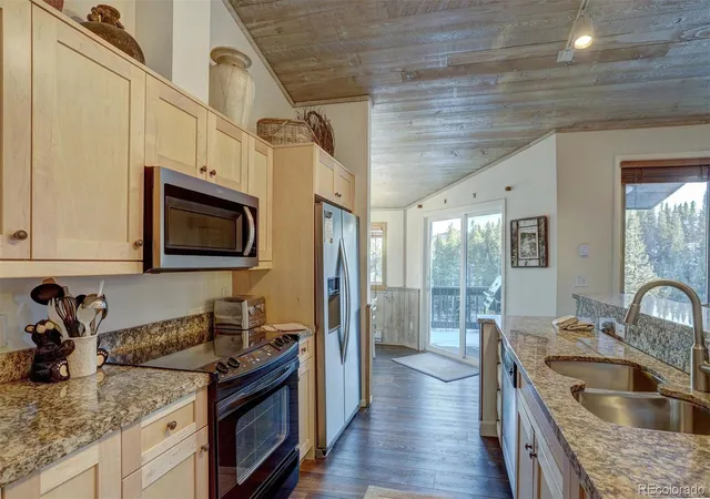 Photo 3 of House for sale at 965 Four Oclock Rd, Breckenridge, CO 80424 | MLS# 5684648 | Listing updated on 2026-09-29