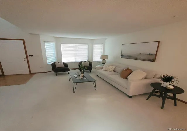 Photo 3 of Single family home for sale at 4916 S Eagle Circle, Aurora, CO 80015 | MLS# 7491031 | Listing updated on 2026-10-07