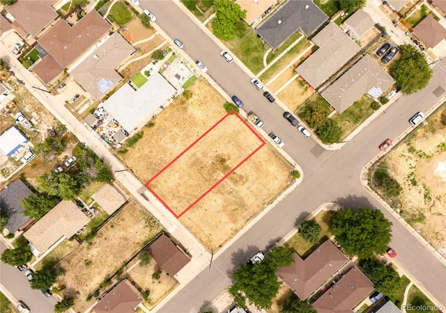 3rd image of 3607 Grape St, Denver, CO 80207 | MLS# 6705235