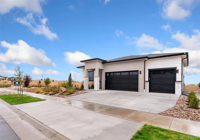 Photo 2 of Single family home for sale at 3631 N Buchanan Ct, Aurora, CO 80019 | MLS# 6194024 | Listing updated on 2026-09-04