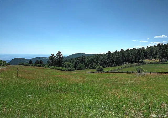 1st image of 13884 N Trail Cir, Littleton, CO 80127 | MLS# 3177567