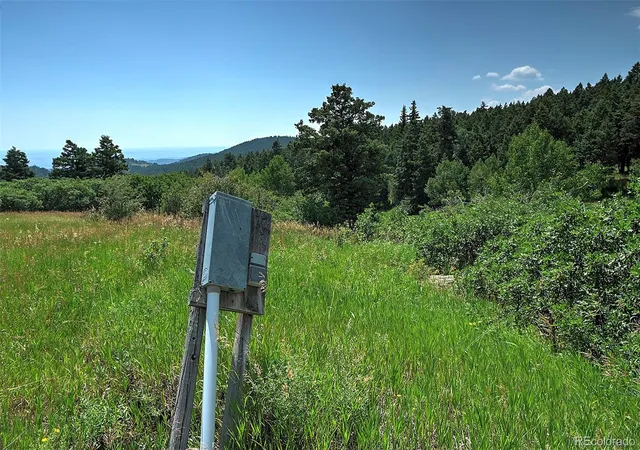 5th image of 13884 N Trail Cir, Littleton, CO 80127 | MLS# 3177567