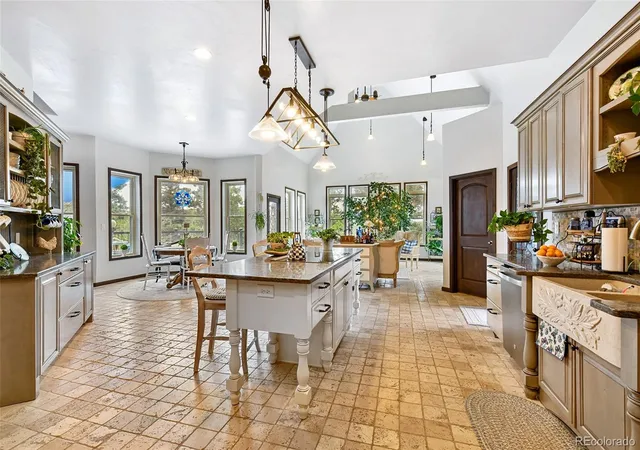 3rd image of 549 Mohawk Hts, Florissant, CO 80816 | MLS# 6769902