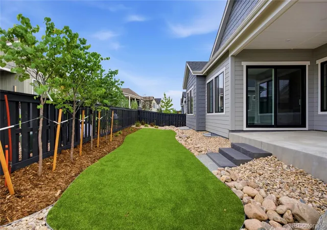 Photo 4 of Single family home for sale at 11116 Stonepath St, Littleton, CO 80125 | MLS# 3520524 | Listing updated on 2026-10-04