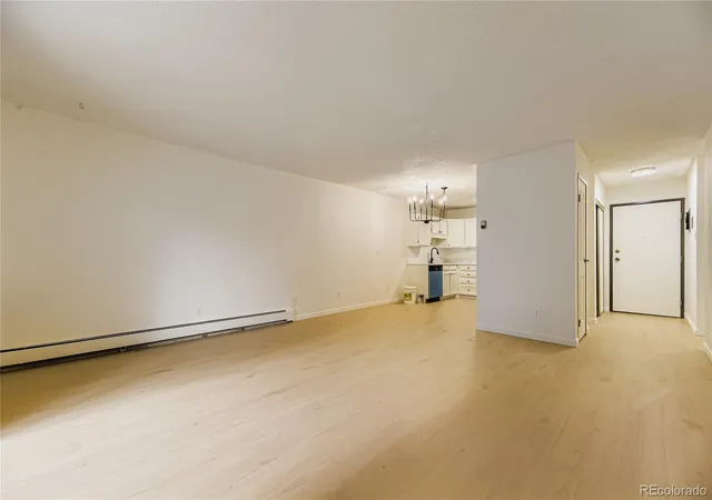 5th image of 13500 E Cornell Ave #206, Aurora, CO 80014 | MLS# 9010579