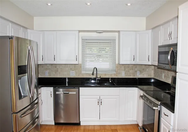 Photo 3 of Condo for sale at 2734 S Heather Gardens Way, Aurora, CO 80014 | MLS# 2000290 | Listing updated on 2026-10-10