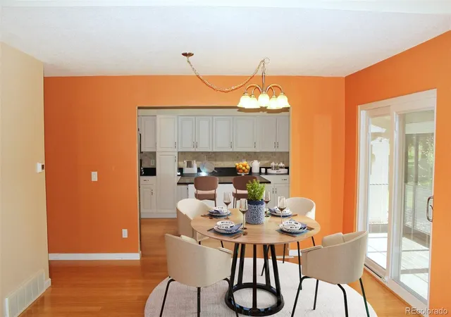 5th image of 2734 S Heather Gardens Way, Aurora, CO 80014 | MLS# 2000290