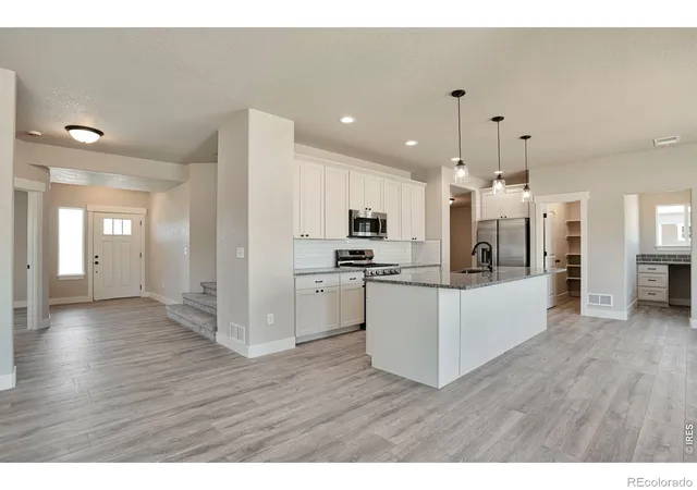 4th image of 9046 Harlequin Dr, Longmont, CO 80504 | MLS# IR1043261