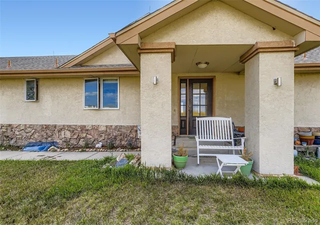 2nd image of 5228 Richards Ct, Elizabeth, CO 80107 | MLS# 3977641