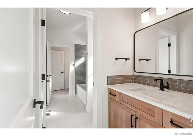 Photo 4 of Single family home for sale at 1424 Burt Ave, Berthoud, CO 80513 | MLS# IR1043429 | Listing updated on 2026-09-27