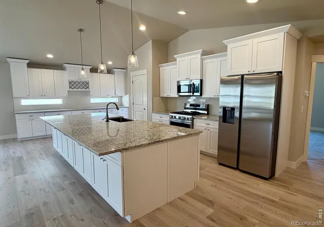 Photo 3 of Single family home for sale at 9048 Harlequin Cir, Longmont, CO 80504 | MLS# IR1043569 | Listing updated on 2026-08-27