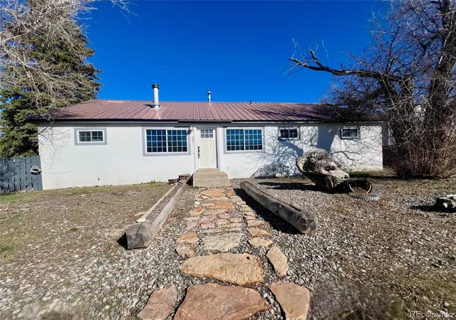 Homes for sale in Kremmling, CO | 404 S 5th St, Kremmling, CO 80459 | MLS# 4805865