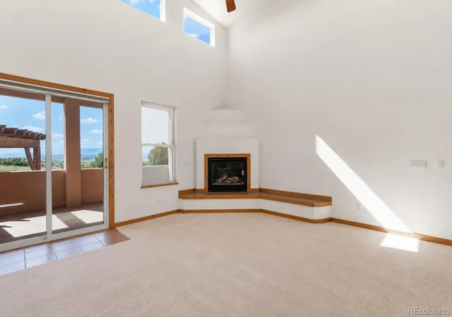 Photo 4 of Single family home for sale at 3589 Winterhawk Cir, Castle Rock, CO 80104 | MLS# 5637953 | Listing updated on 2026-09-27