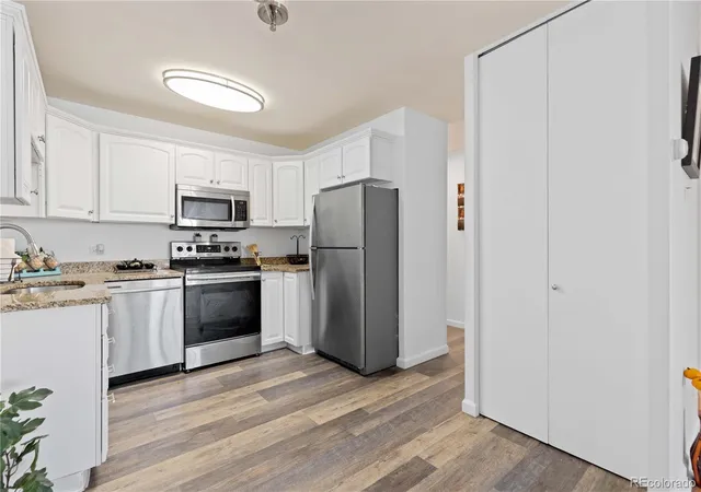 3rd image of 755 S Alton Way #9D, Denver, CO 80247 | MLS# 2165963