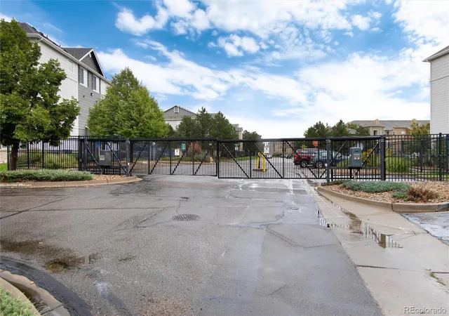 Homes for sale in Englewood, CO | 15700 E Jamison Drive, Englewood, CO 80112 | Houzeo