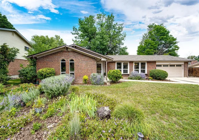 Photo 2 of Single family home for sale at 5829 W Fair Dr, Littleton, CO 80123 | MLS# 4452899 | Listing updated on 2026-10-07