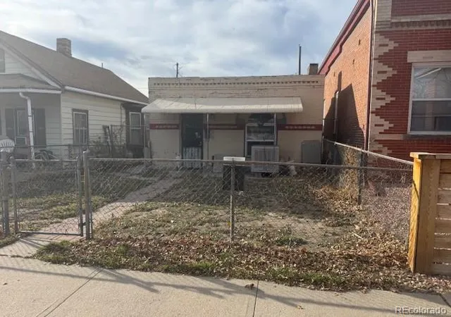 3rd image of 315 Galapago St, Denver, CO 80223 | MLS# 1966552