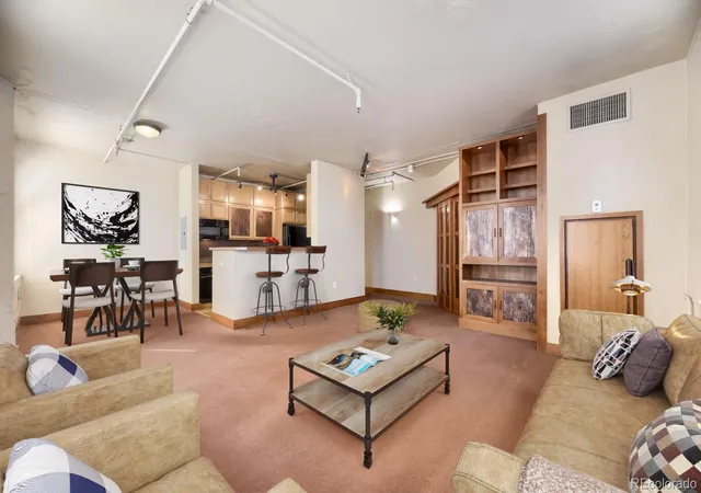 Homes for sale in Denver, CO | 444 17Th St #1003, Denver, CO 80202 | MLS# 9862806