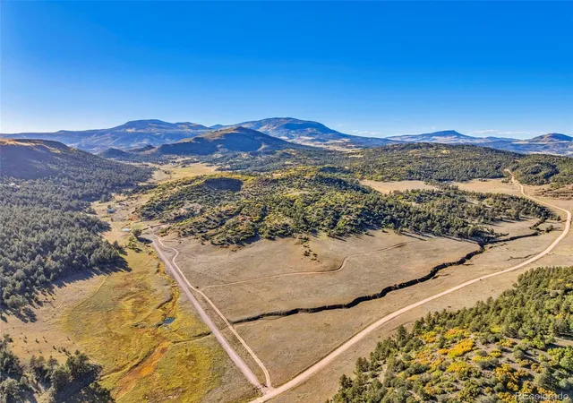 2nd image of 92 Bear Trax Dr, Canon City, CO 81212 | MLS# 8275742