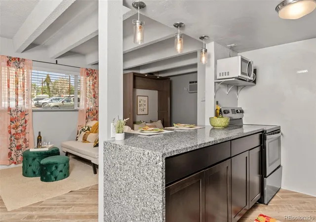 2nd image of 100 S Clarkson St, Denver, CO 80209