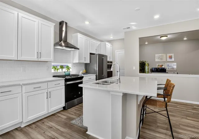 Photo 3 of Single family home for sale at 5136 N Quemoy Ct, Aurora, CO 80019 | MLS# 6873573 | Listing updated on 2026-06-04