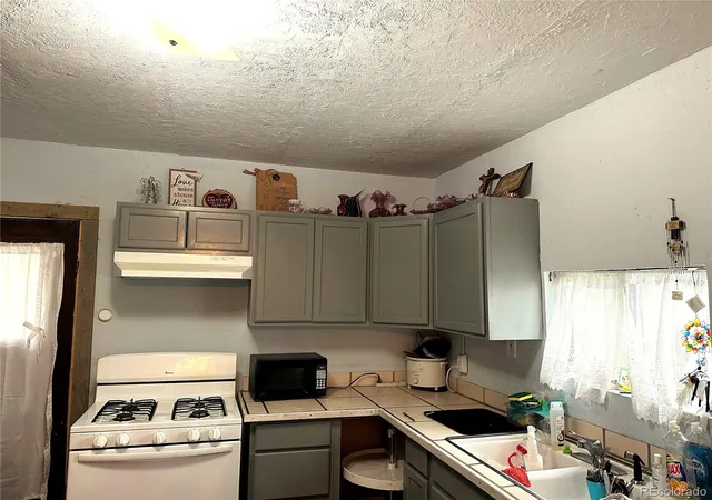 Photo 4 of Single family home for sale at 702 N Linden Ave, Trinidad, CO 81082 | MLS# 5961161 | Listing updated on 2026-09-29