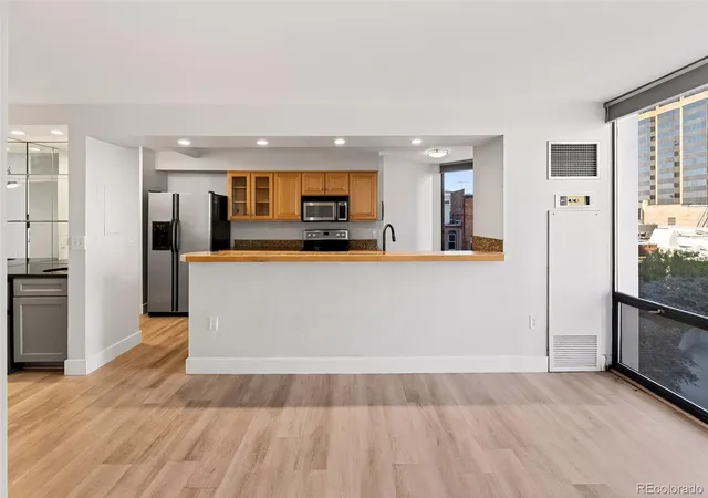 3rd image of 1625 Larimer, Denver, CO 80202