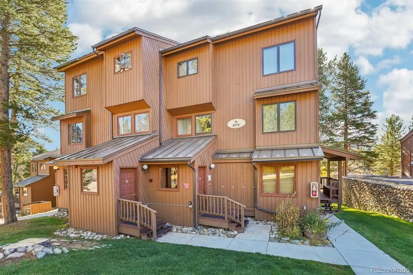 Listing Photo 2 - Condo for sale in 875 Four Oclock Rd located at 875 Four Oclock Rd, Breckenridge, CO 80424 - Unit #D1
