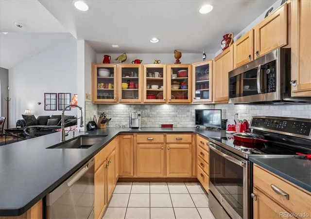 2nd image of 68 S Ulster St, Denver, CO 80230 | MLS# 3643739