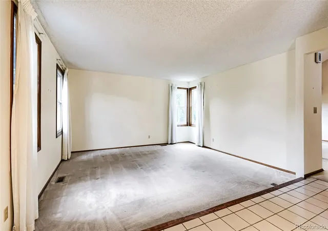 Photo 4 of Single family home for sale at 8022 S Williams Cir, Centennial, CO 80122 | MLS# 8773368 | Listing updated on 2026-10-22