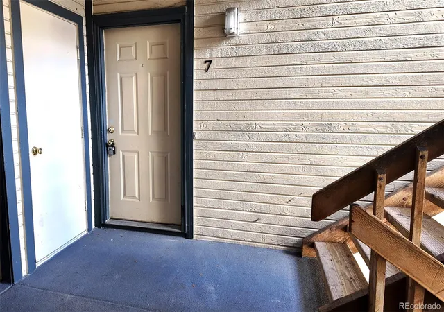 Photo 3 of Condo for sale at 16001 E Alaska Pl #7, Aurora, CO 80017 | MLS# 5925760 | Listing updated on 2026-10-02
