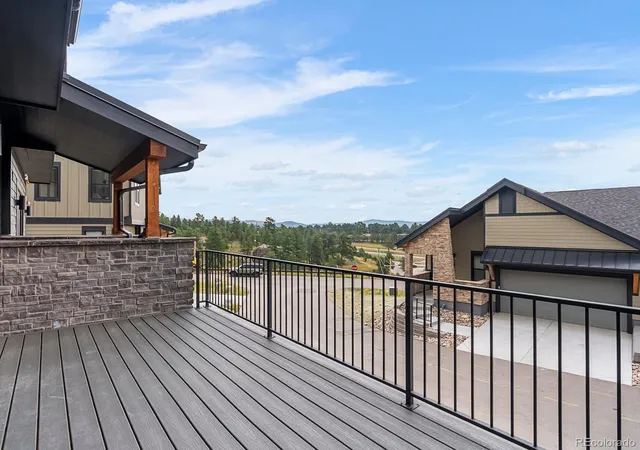 Photo 2 of Townhouse for sale at 3879 Bahn Ct, Evergreen, CO 80439 | MLS# 2238609 | Listing updated on 2026-10-09