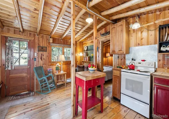 Photo 3 of Single family home for sale at 33885 La Plata Ln, Pine, CO 80470 | MLS# 9981472 | Listing updated on 2026-09-03